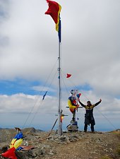 Traseul Valea Valsanului - Varful Moldoveanu, Muntii Fagaras, Foto: Florin Manea Traseul Valea Valsanului - Varful Moldoveanu, Muntii Fagaras, Foto: Florin Manea