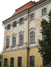 Palatul episcopal romano-catolic (Muzeul Ţării Crişurilor)