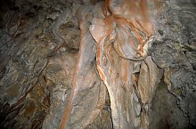 Peștera de la Izvor cave, Șuncuiuș , Photo: Vasile Coancă