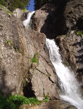 Stâna de Vale: Moara Dracului waterfall