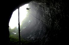 Gemanata vertical cave, Photo: Salvamont Oradea