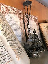 The first Romanian School