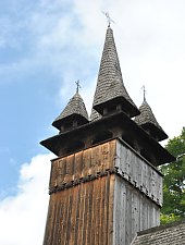 Wooden church, right bank, Răzoare , Photo: WR
