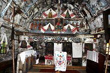 Wooden church, right bank, Răzoare , Photo: WR