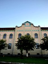 The court, Cehu Silvaniei , Photo: WR