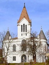 Firtănuş: Unitarian church