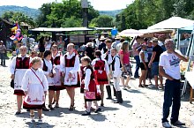 Festivalul Palariilor de Paie, DN13a Balauseri-Miercurea Ciuc, Foto: Szőcs László