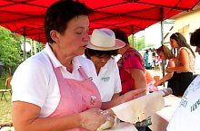 Festivalul Palariilor de Paie, DN13a Balauseri-Miercurea Ciuc, Foto: Szőcs László