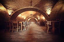 Conacul Simén, Calimanesti , Foto: Petry Estate Winery