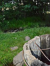 Apa minerala, Capalnita , Foto: WR