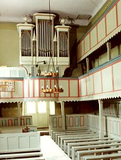 Evangelical fortified church, Roandola , Photo: Hermann Fabini