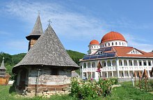Wooden church, Valea Caseiului , Photo: WR