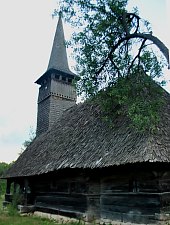 Wooden church, Frâncenii Boiului , Photo: WR