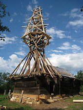 Wooden church, Zimbor , Photo: Valeria Lehene