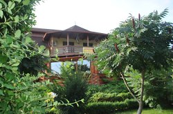 Pensiunea Casa Moteasca - Mini gradina botanica, Cornesti , Foto: WR