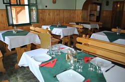 Rimetea, Masă pentru grupuri, Foto: WR