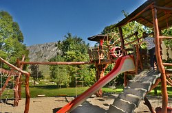 Conacul Secuiesc, Terenul de joaca, Coltesti , Foto: WR