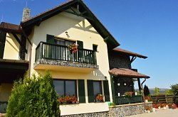 Moldoveneşti: Poarta Paradisului