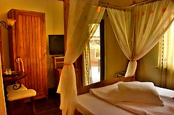 Castel Templul Cavalerilor, DN75 Lunca-Turda, Foto: WR