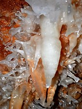 Pestera cu cristale Farcu, Cheile Lazuri , Foto: WR