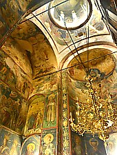 Manastirea Cozia. Biserica Bolnita, Calimanesti , Foto: WR