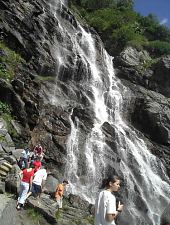 Capra waterfall, DN7c Transfăgărășan·, Photo: Cătălina Kardalos
