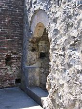 Poenari fortress, DN7c Transfăgărășan·, Photo: Maria Cristina Oprea