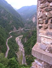 Poenari fortress, DN7c Transfăgărășan·, Photo: Răzvan Sabău