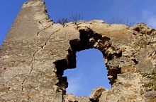 Cetatea inainte de restaurare, Feldioara , Foto: Bogdan Bălăban