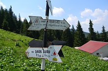 Suru chalet - Suru saddle hiking trail, Făgăraș mountains, Photo: Marius Mihai