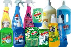 Castroane, cutii alimente, uscătoare de vesela, Foto: WR