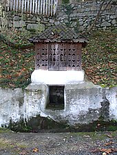 Villa and Garden Tire, Oravița·, Photo: Ramona Stângu