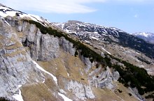 Câmpușel - Jorgován kő alatt jelzett turistaút, Retyezát hegység, Fotó: Emilia Bota