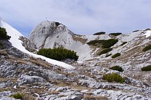 Câmpușel - Jorgován kő alatt jelzett turistaút, Retyezát hegység, Fotó: Emilia Bota