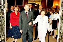 Întoarcerea familiei Regale